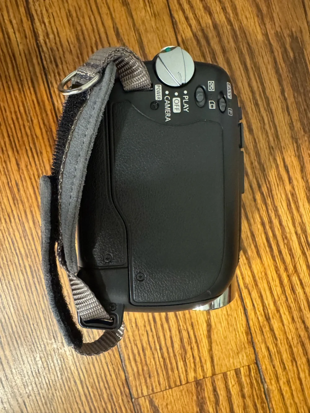 Canon Black Video Camcorder with Canon Video Lens - READ